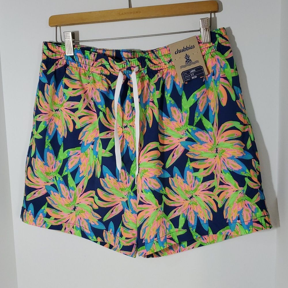 Chubbies The Ocean Flowers 5.5" Classic Swim Trunks Floral Print L NWT